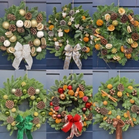 SIXTOWNS WREATH MAKING